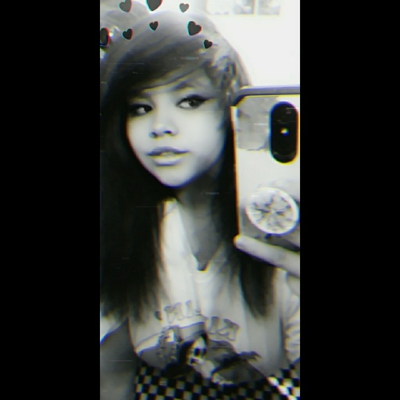 Meet your Posher, Eryka - Picture 1 of 1